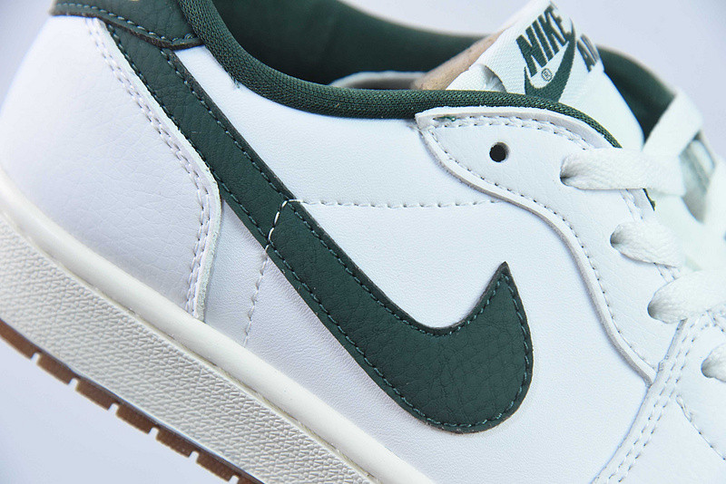 Air Jordan 1 Low OG WMNS "Oxidized Green" CZ0775-133