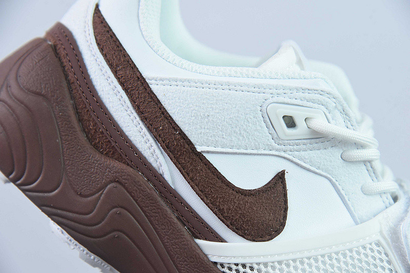 Travis Scott x Nike Zoom Field Jaxx “Light Chocolate” HQ3073-100