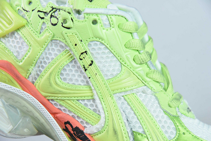 Ba*len*cia*ga runner sneaker