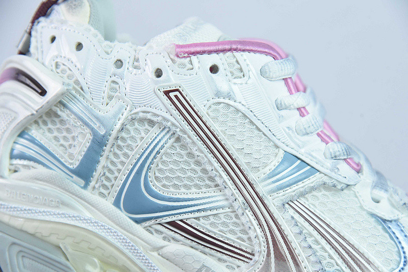 Ba*len*cia*ga runner sneaker