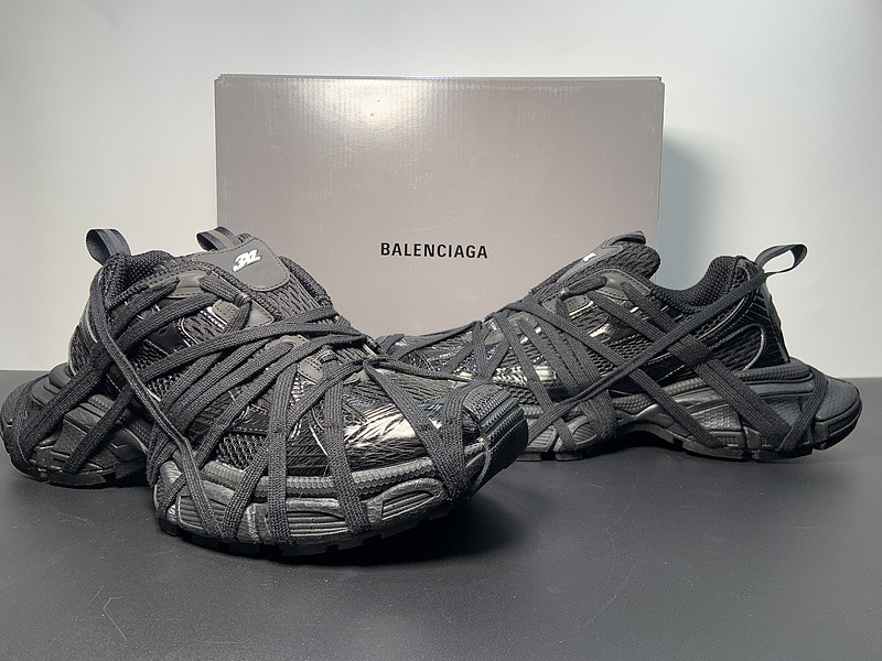 BC 3XL SNEAKER