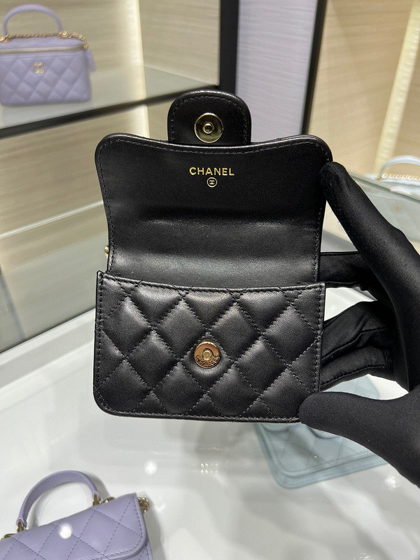 Ch*el purse