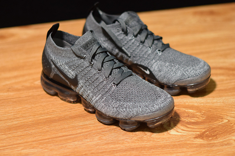 NIKE AIR VAPORMAX FLYKNIT 2