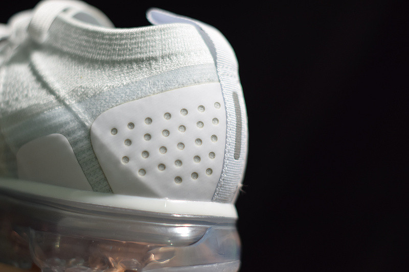 NIKE AIR VAPORMAX FLYKNIT 2