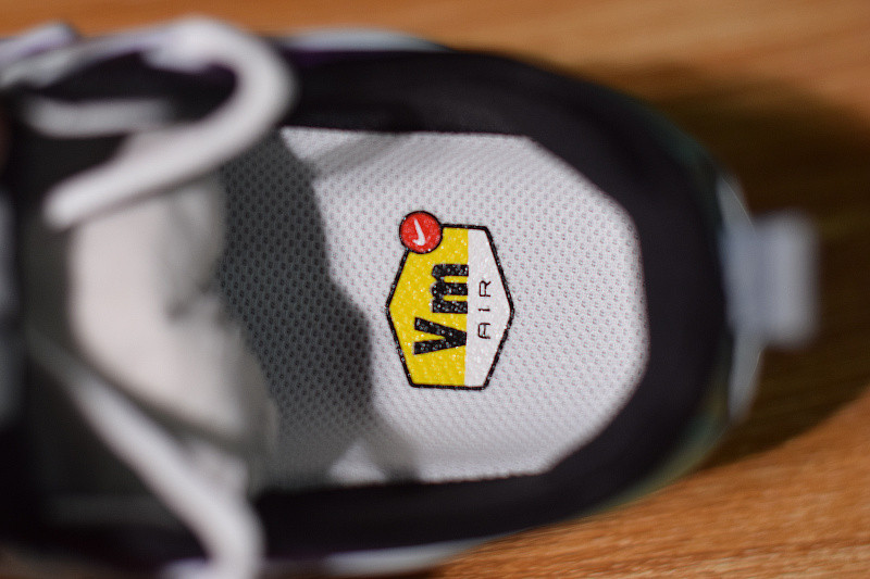 NIKE AIR VAPORMAX PLUS