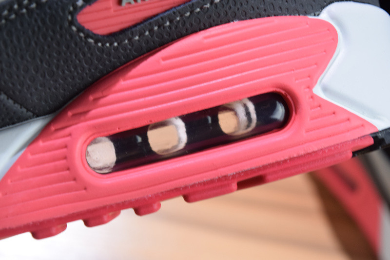 NIKE AIR MAX 90 ESSENTIAL 537384-006