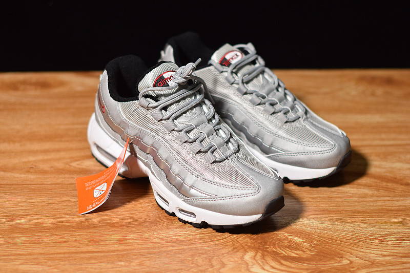 NIKE AIR MAX 95 PREMIUM QS "SILVER BULLET" 918359-001