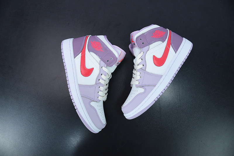 AIR JORDAN 1 MID VALENTINE