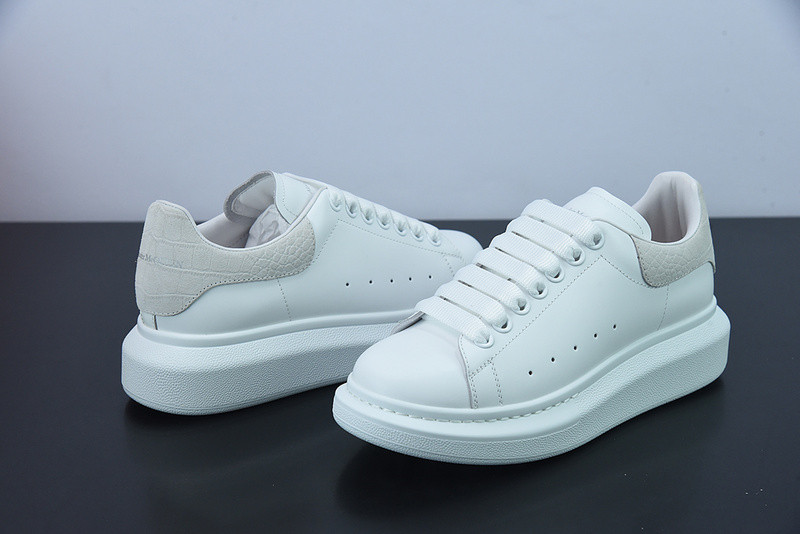 AlexER McEEN SNEAKERS