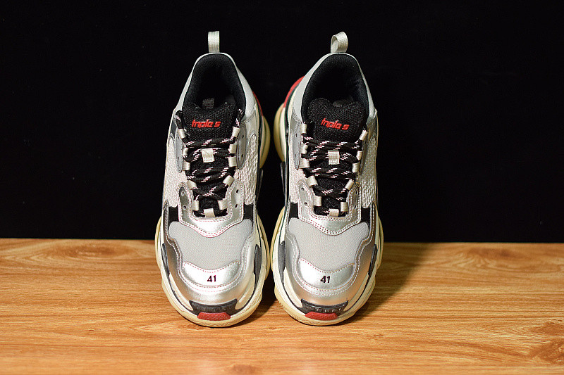 BC TRIPLE S TRAINER 512175 W0903 1081