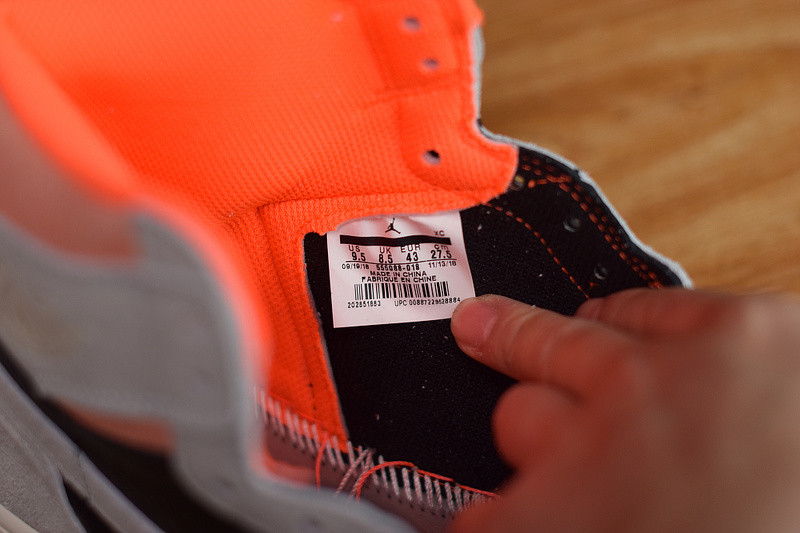 AIR JORDAN 1 RETRO HIGH OG “NEUTRAL GREY” 555088-018