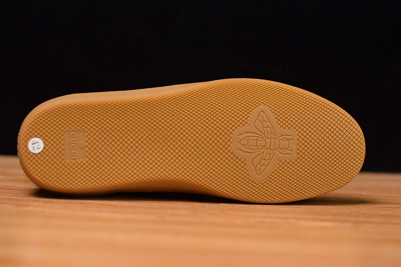 G*u*i jbg leather and suede