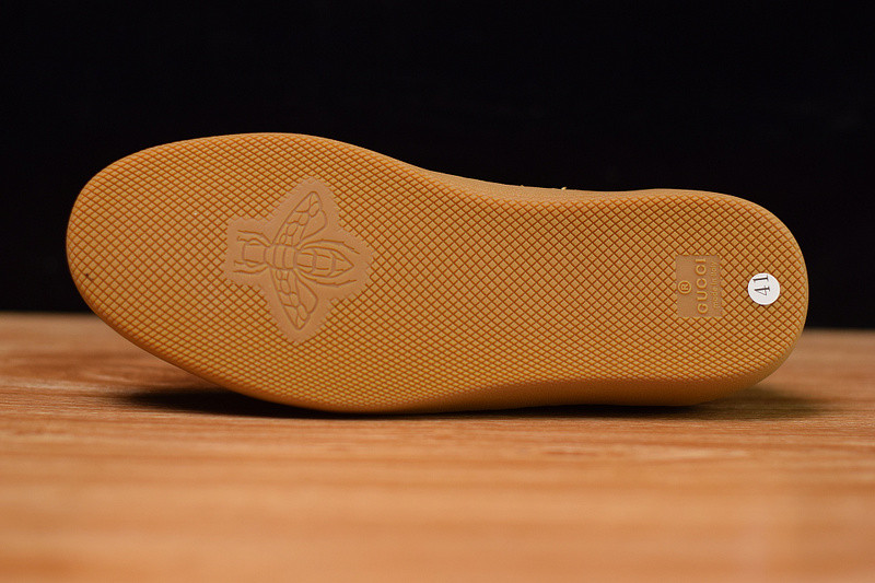 G*u*i jbg leather and suede