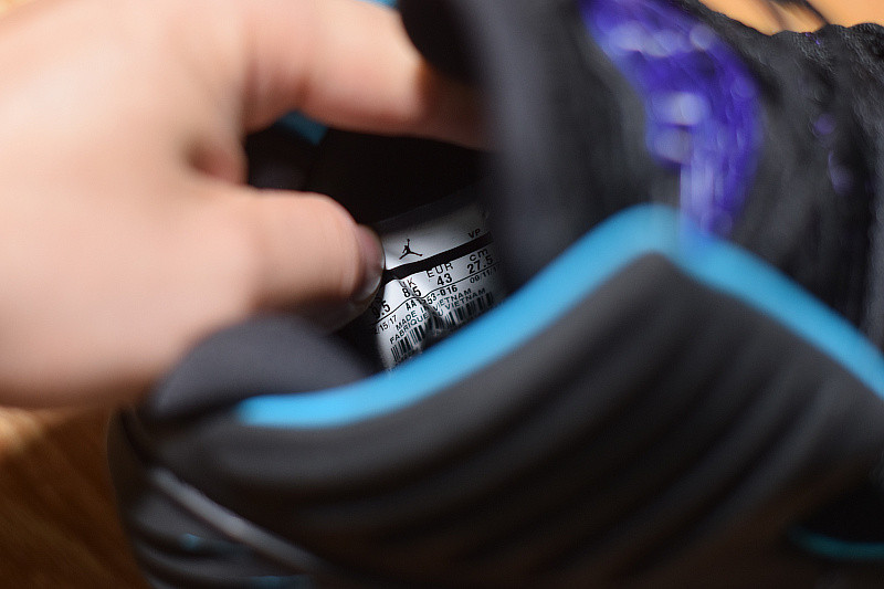 AIR JORDAN 32 “CEO” AA1253-016