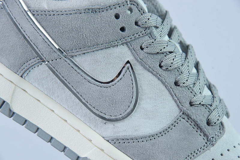 Otomo Katsuhiro x NIKE SB Dunk Low"Steamboy OST" DA5563-011