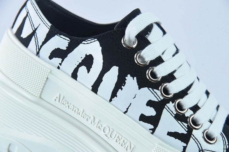 AlexER McEEN SNEAKERS