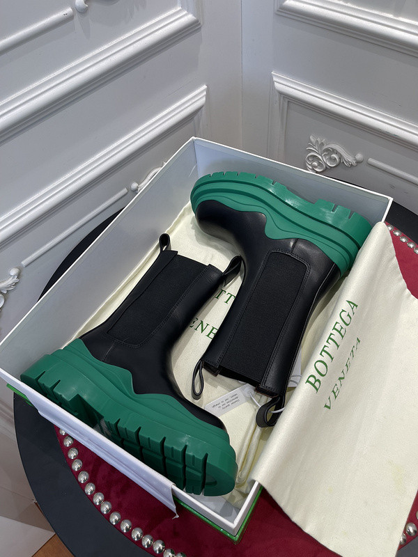 BOTTEGA VENETA SNEAKER