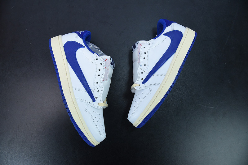 FRAGMENT DESIGN X TRAVIS SCOTT X AIR JORDAN 1 RETRO LOW WHITE ROYAL BLUE DM9868-218