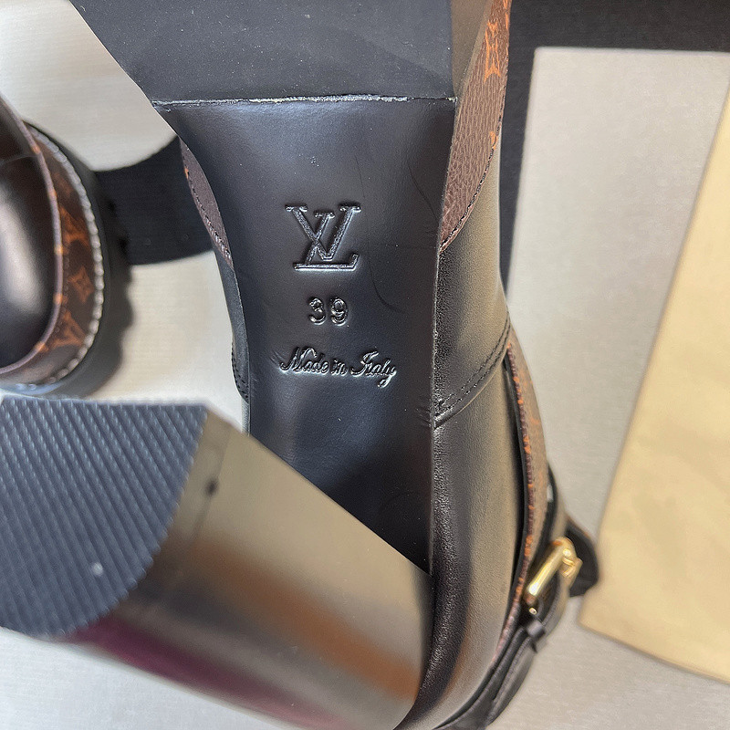 LVT BOOTS