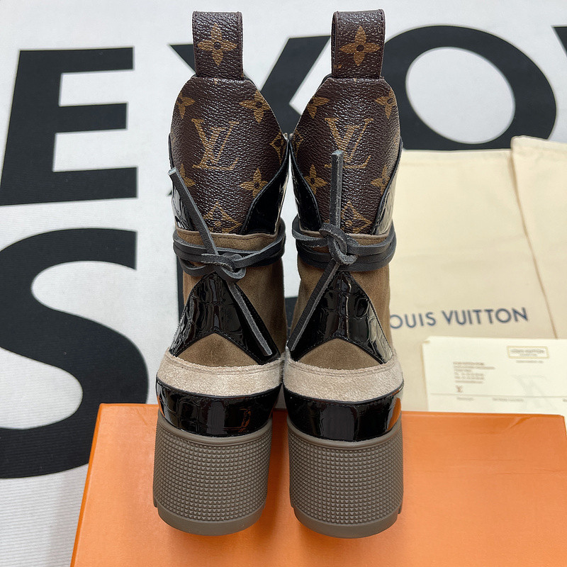 LVT BOOTS