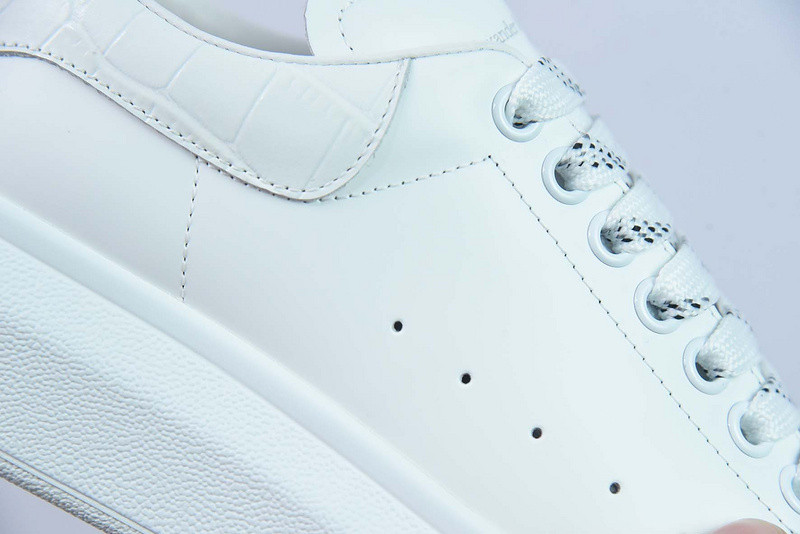 AlexER McEEN SNEAKERS