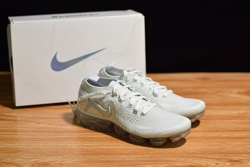 NIKE AIR VAPORMAX FLYKNIT 2