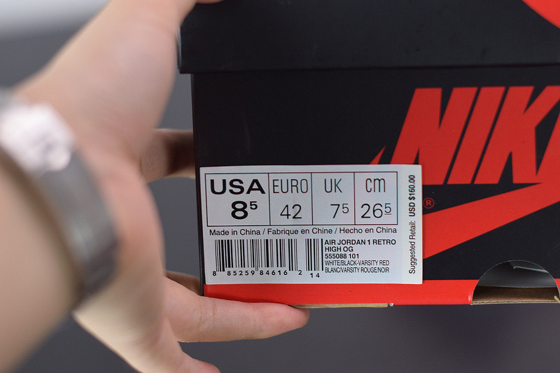 AIR JORDAN 1 RETRO HIGH OG "CHICAGO" 2015 555088-101