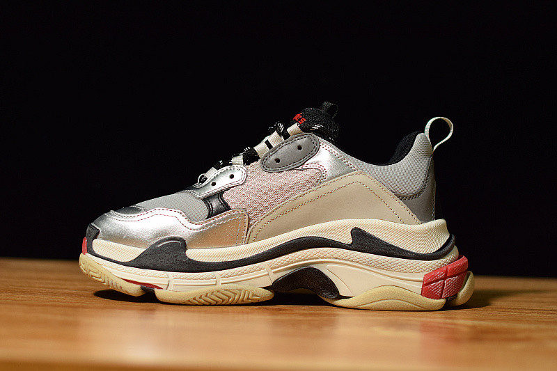 BC TRIPLE S TRAINER 512175 W0903 1081