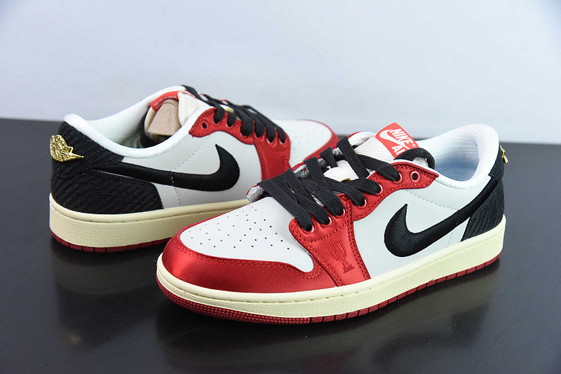 Air Jordan 1 Low OG x Trophy Room Sail and Varsity Red FN0432-100