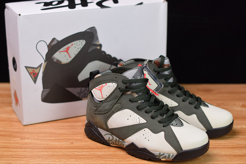 PATTA X AIR JORDAN 7 RETRO OG SP  “ICICLE” AT3375-100