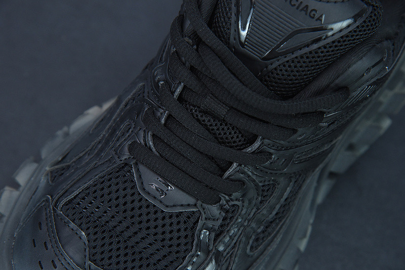 BC DEFENDER RUBBER PLATFORM SNEAKERS