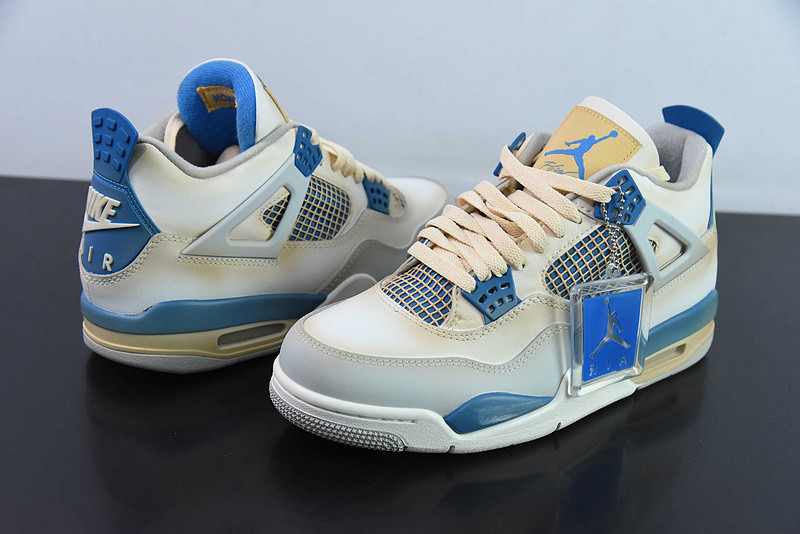 AIR JORDAN 4 RETRO