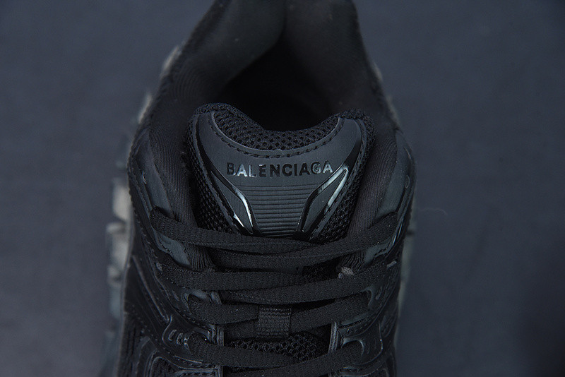 BC DEFENDER RUBBER PLATFORM SNEAKERS