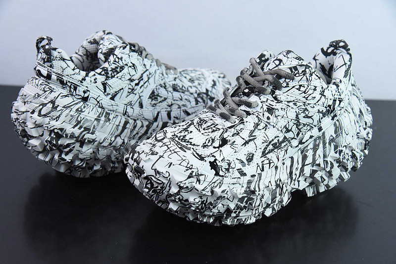 BC DEFENDER RUBBER PLATFORM SNEAKERS