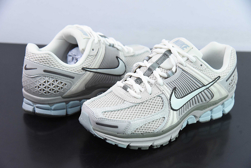 Nike Zoom Vomero 5 Light Orewood Brown FZ3653-104