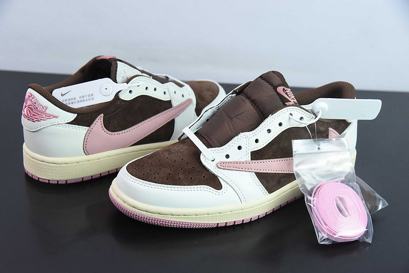 TRAVIS SCOTT X AIR JORDAN 1 LOW OG “DARK PONY/PINK OXFORD” DZ4137-206