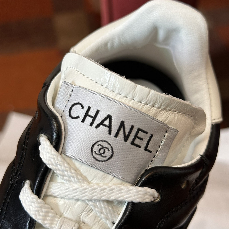 Chanel Sneaker