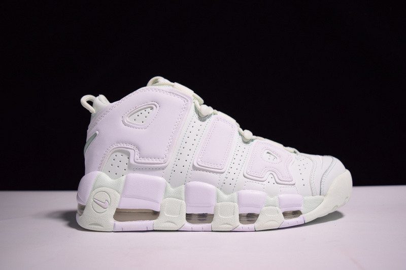 NIKE AIR MORE UPTEMPO