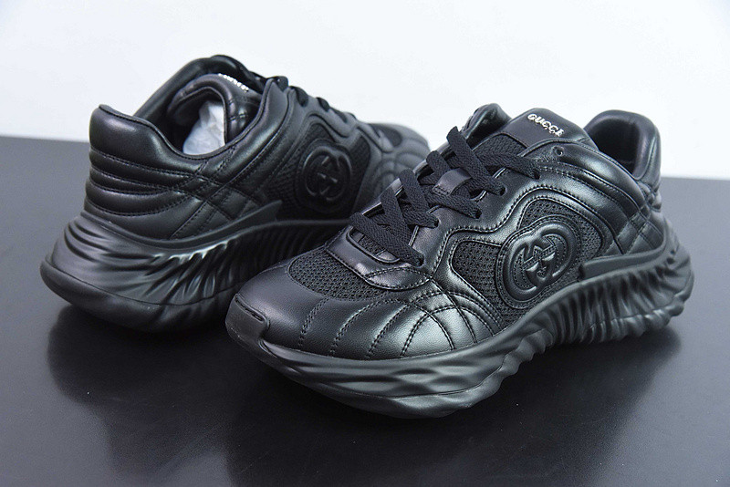 G*u*i sneaker