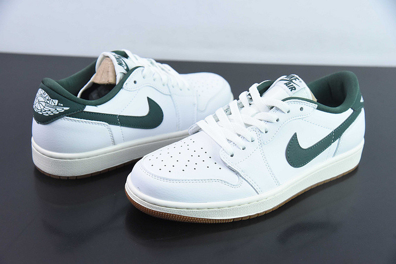 Air Jordan 1 Low OG WMNS "Oxidized Green" CZ0775-133