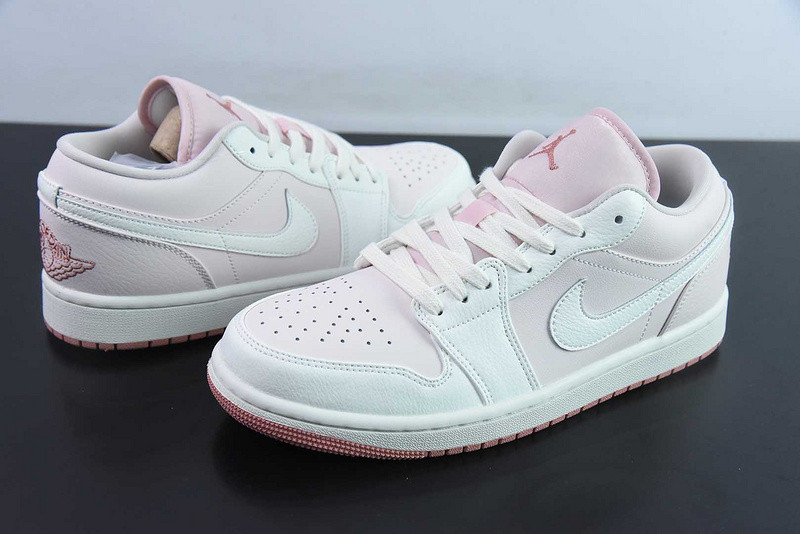 Air Jordan 1 Low SE "Soft Pink" IH0823-611