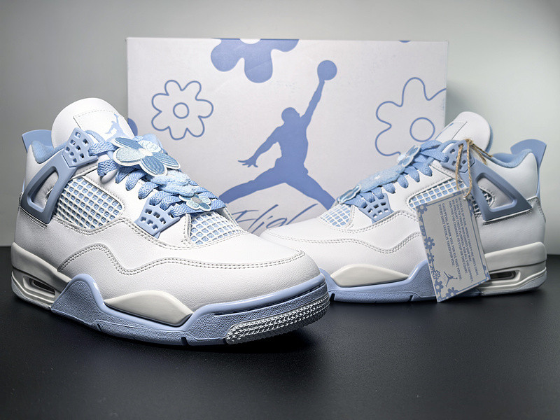 Air Jordan 4 WMNS "Aluminum" HV0823-100