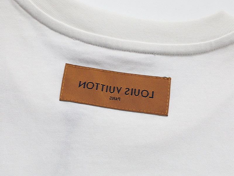 L0uis Vuitt0n