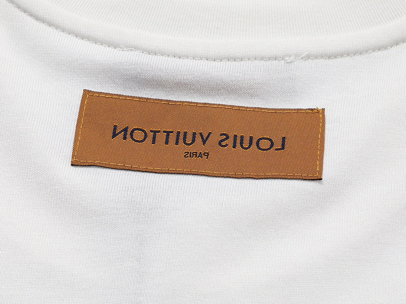 L0uis Vuitt0n