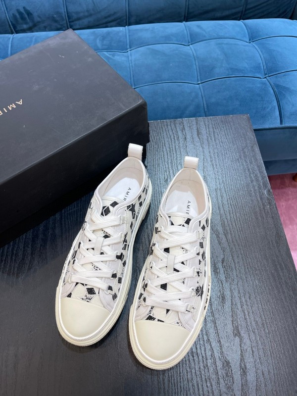 AMIRI stars court sneakers