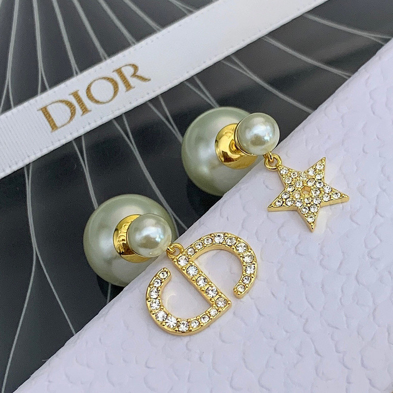 D10r earring