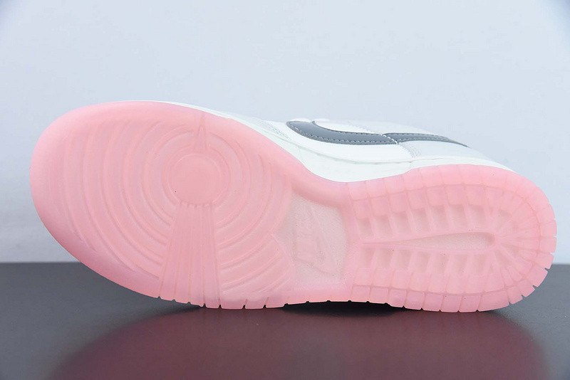 Nike Dunk Low Womens "520" FN3451-161