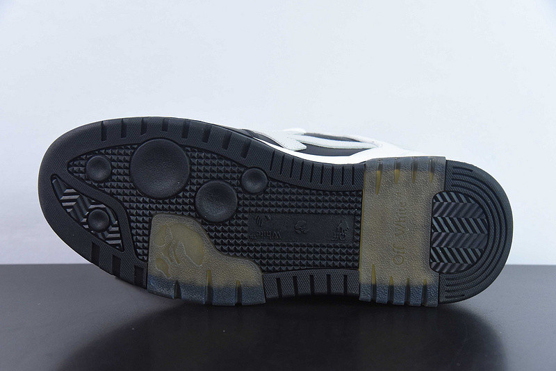 OF™ C/O VIRGIL ABLOH OUT OF OFFICE LOW-TOP LEATHER SNEAKERS ‘OOO“