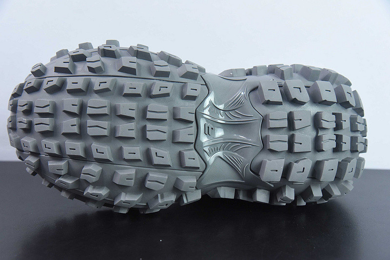 BC DEFENDER RUBBER PLATFORM SNEAKERS