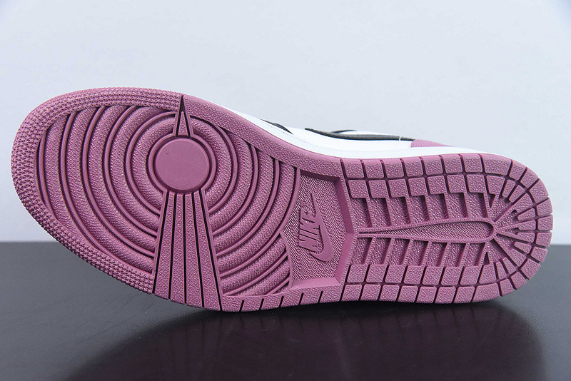 Air Jordan 1 Low SE GS 